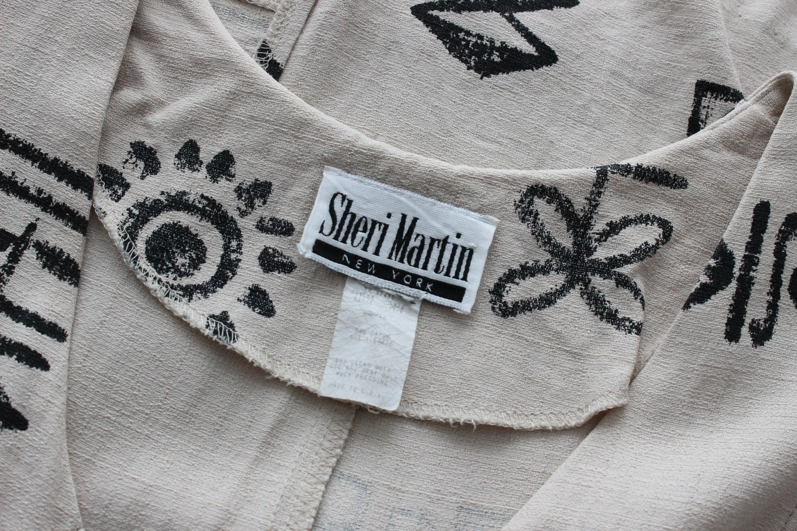 90s Abstract Print Relaxed Button Front Dress