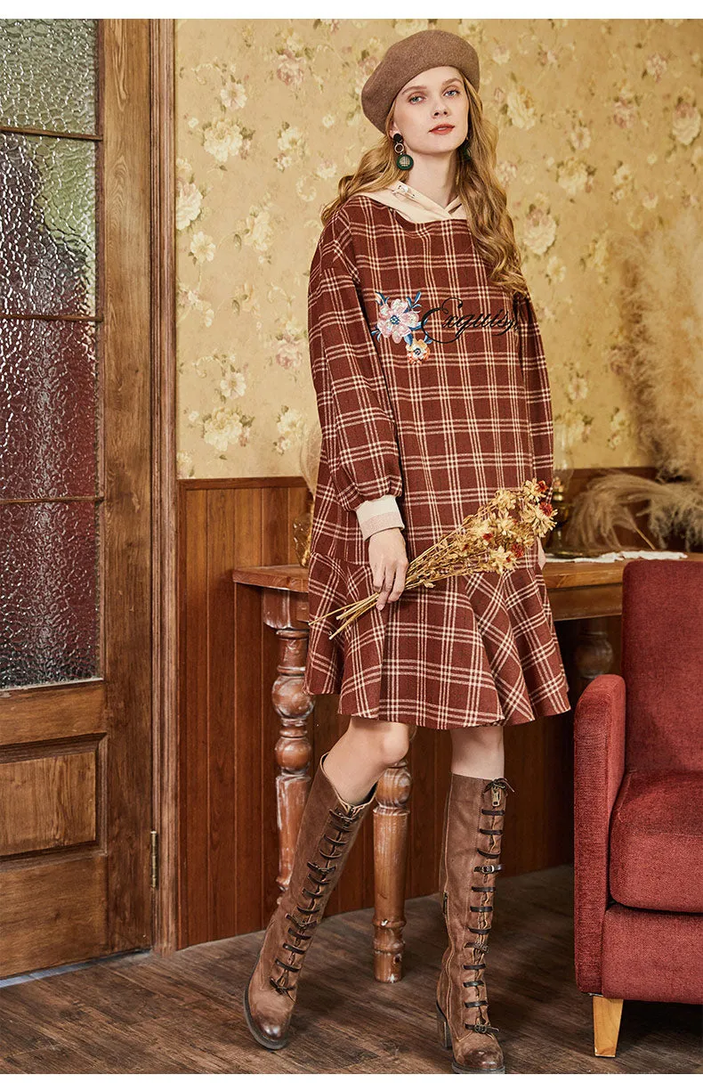 ARTKA CHECKED SMOCK DRESS WITH HOOD