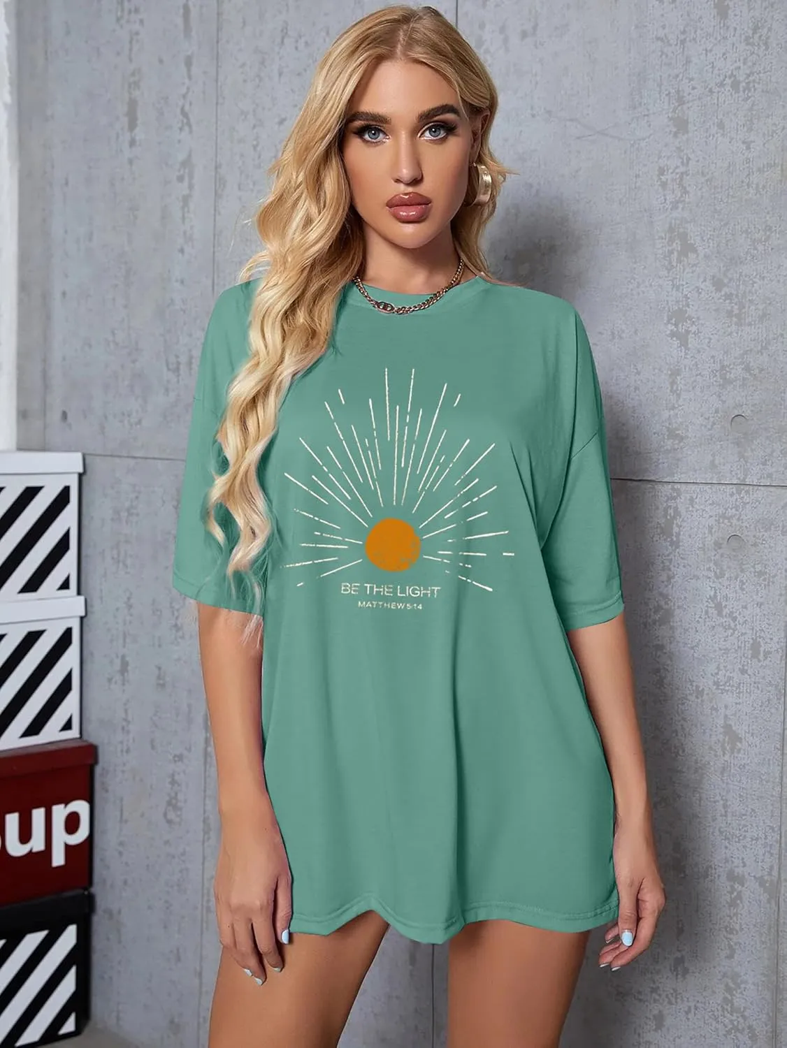 Christian Oversized Shirts Woman Be The Light Jesus Faith Bible Verse Tshirt Casual Christians Inspirational Tee Top