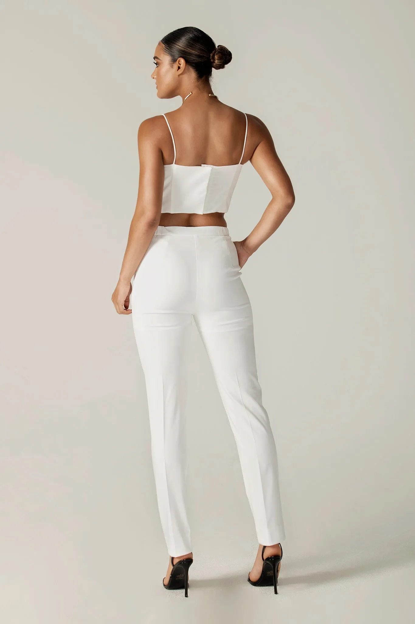 Cleo Tailored Straight Pants (Off White)