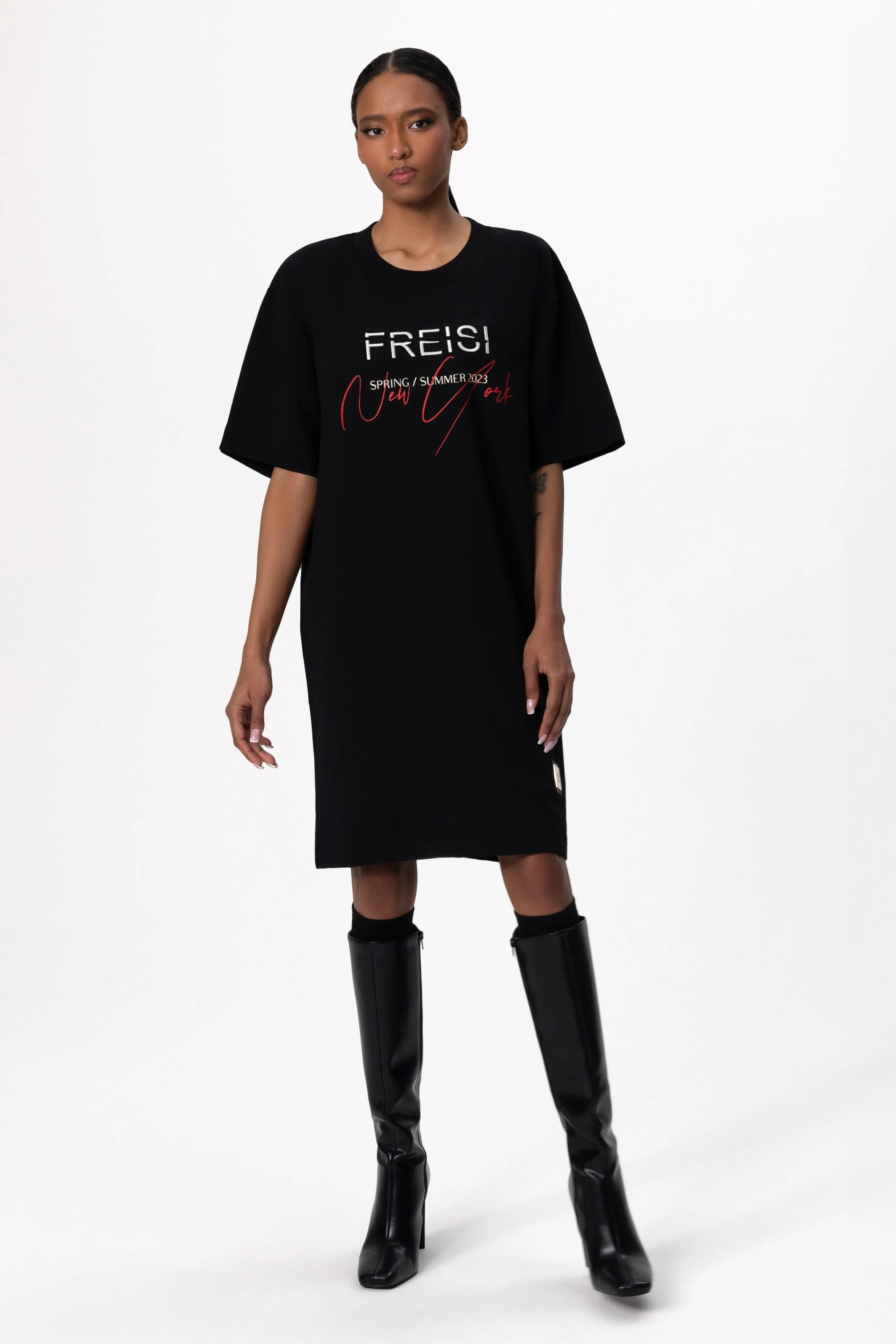 FREISI's Relaxed Dress