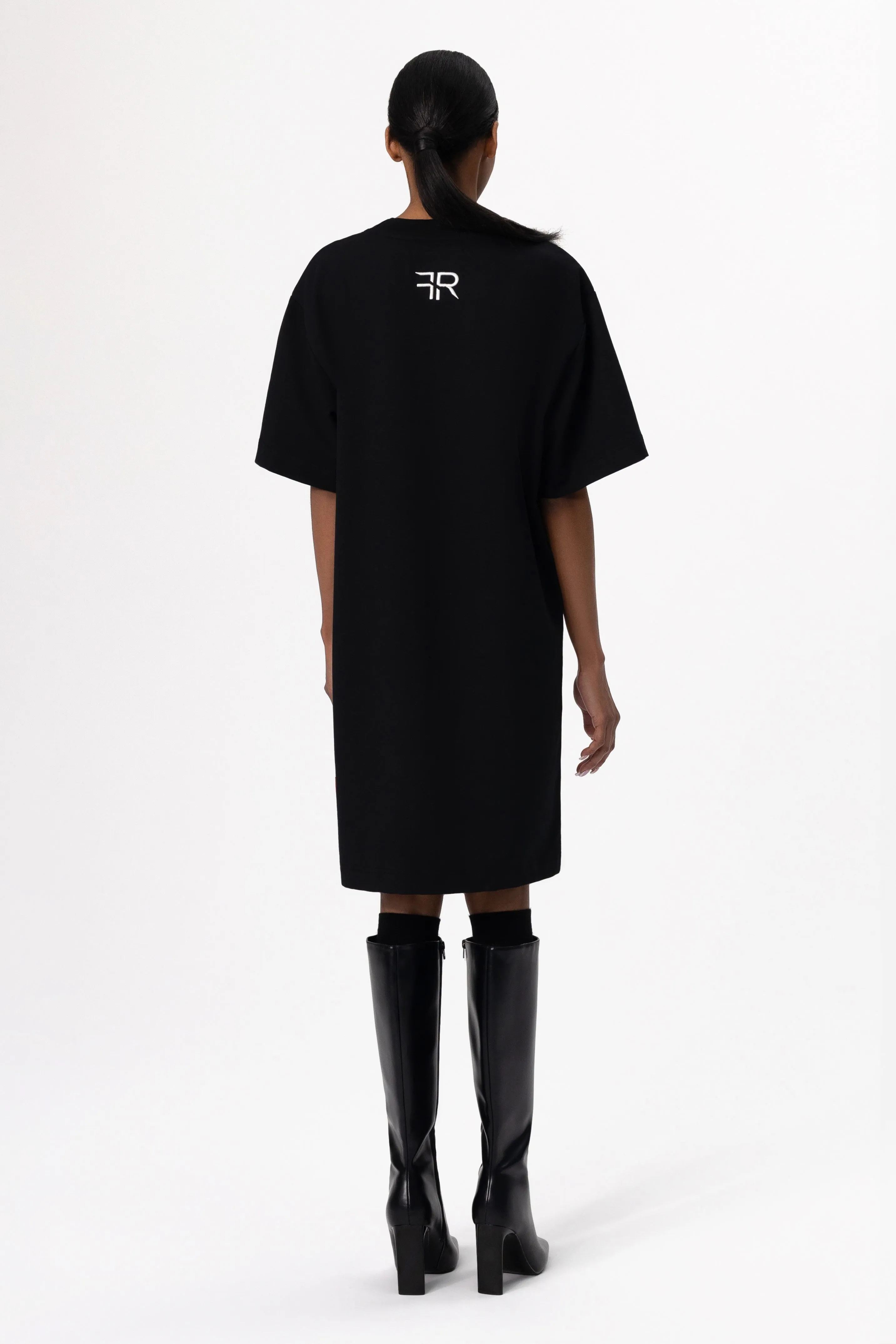 FREISI's Relaxed Dress