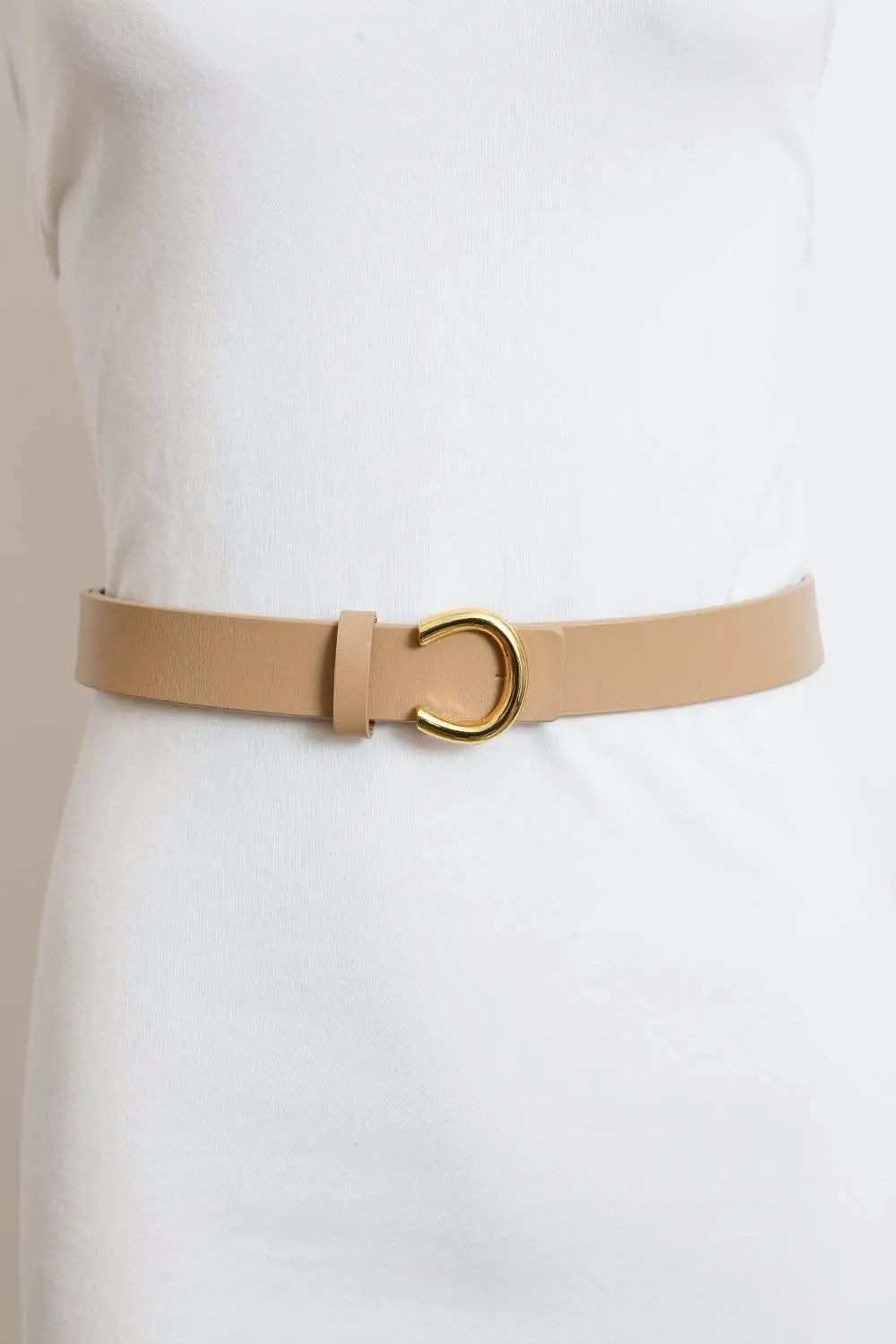 Minimalist Gold Horseshoe Belt: Beige