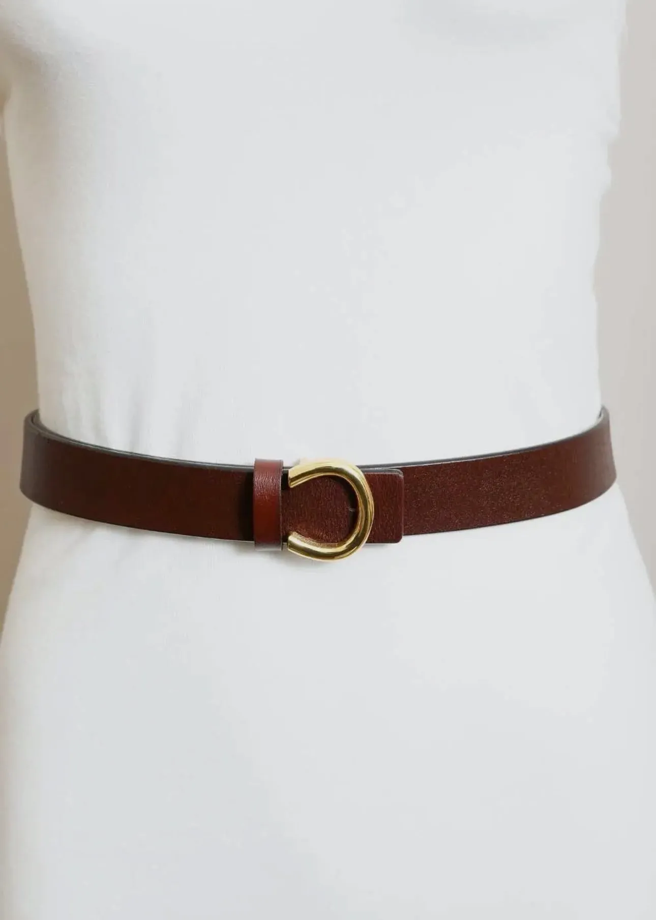 Minimalist Gold Horseshoe Belt