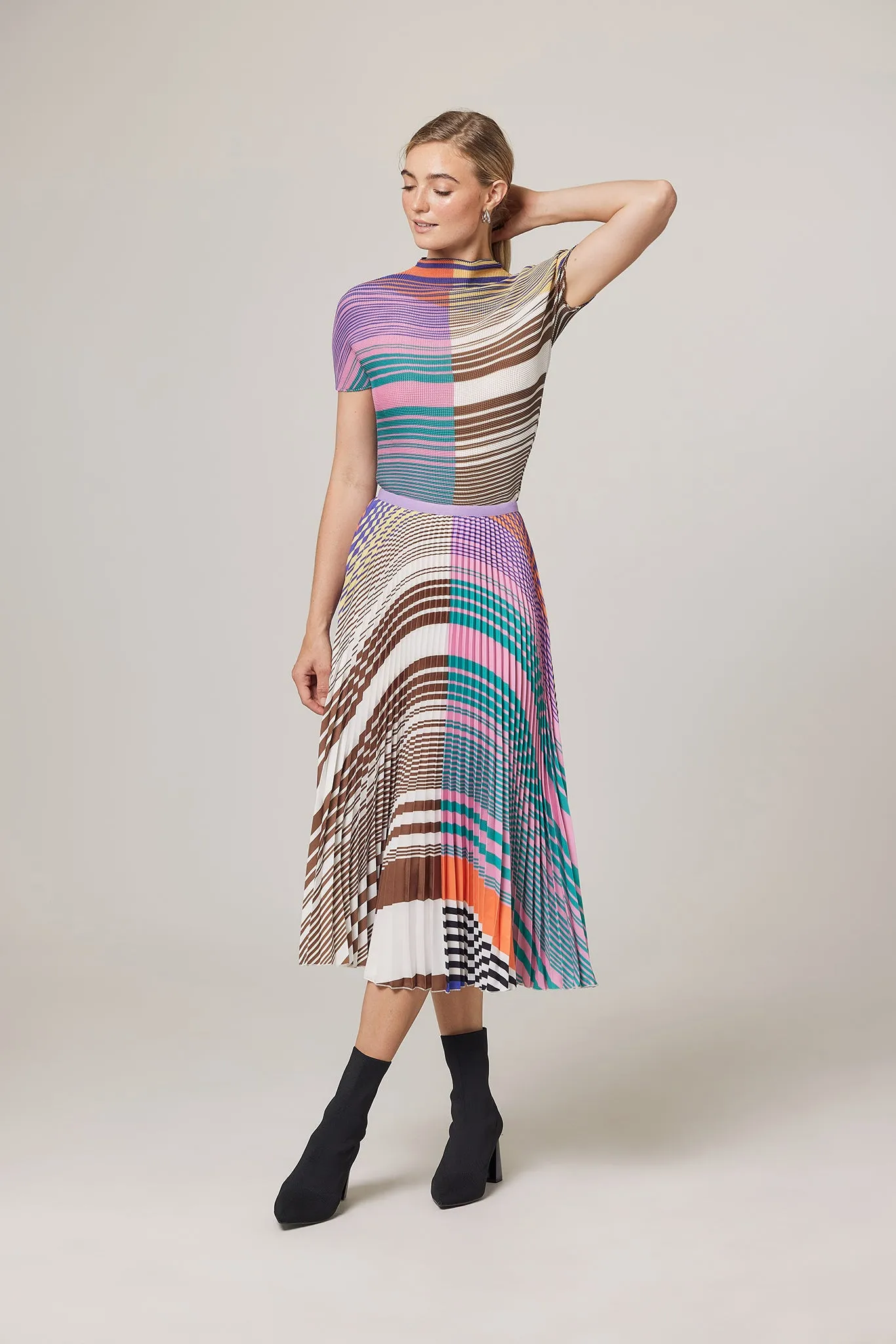 Nadia Stripe and Check 3D Honeycomb Top