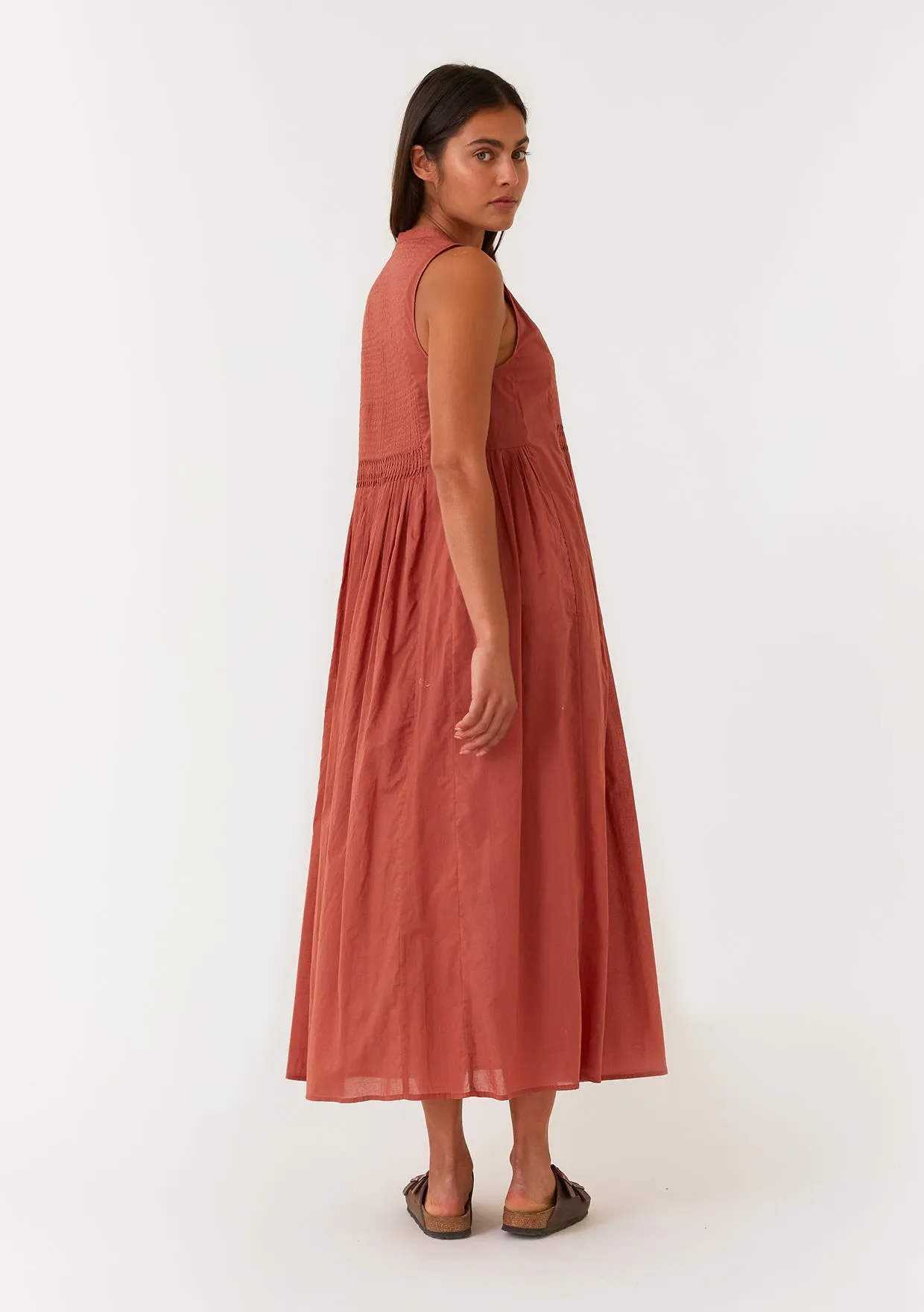 Relaxed Fit Pleated V Neck Maxi Dress