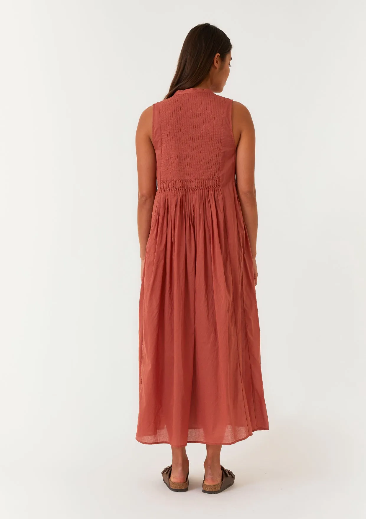 Relaxed Fit Pleated V Neck Maxi Dress
