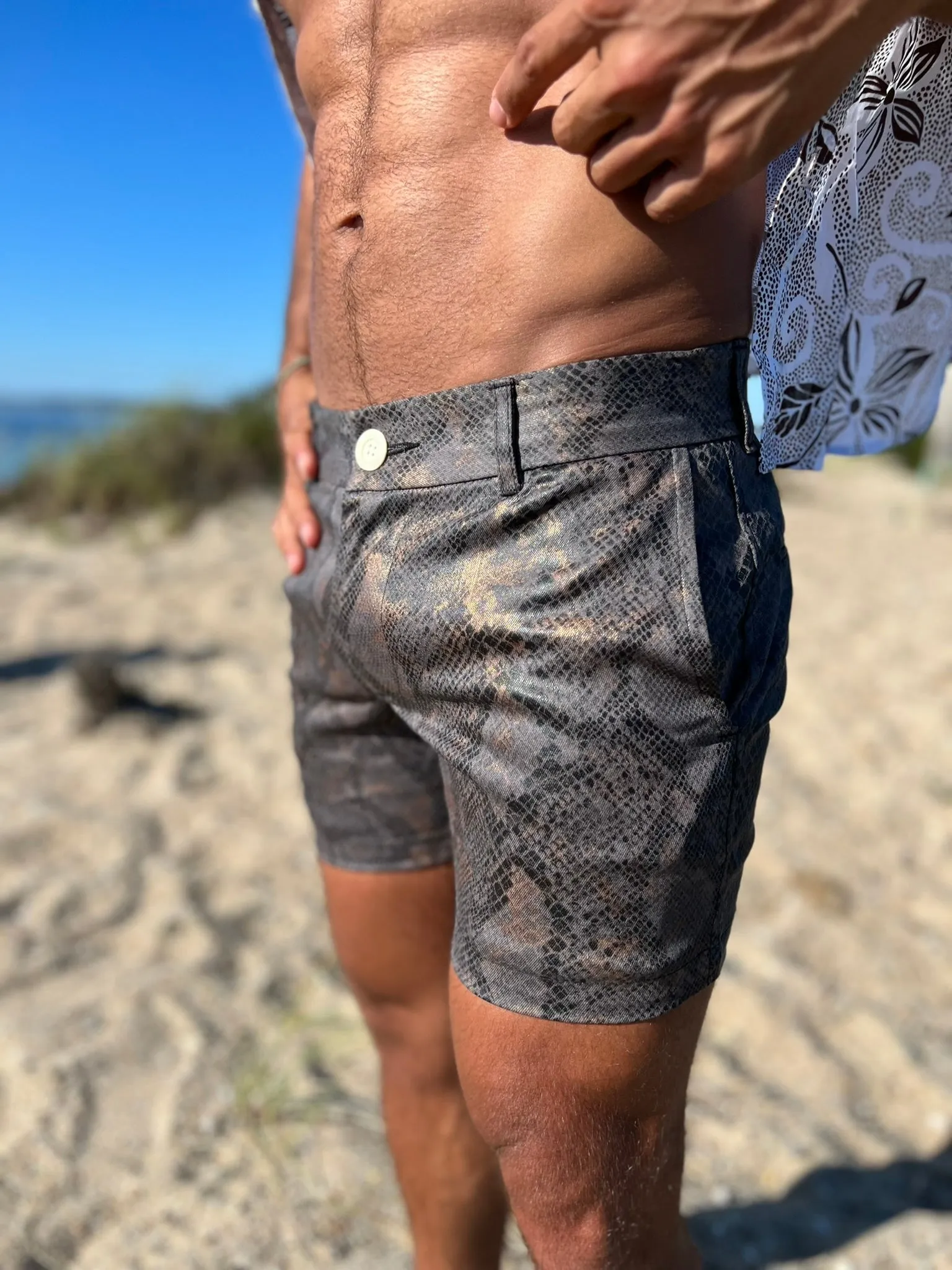 stretchy serpent gold short