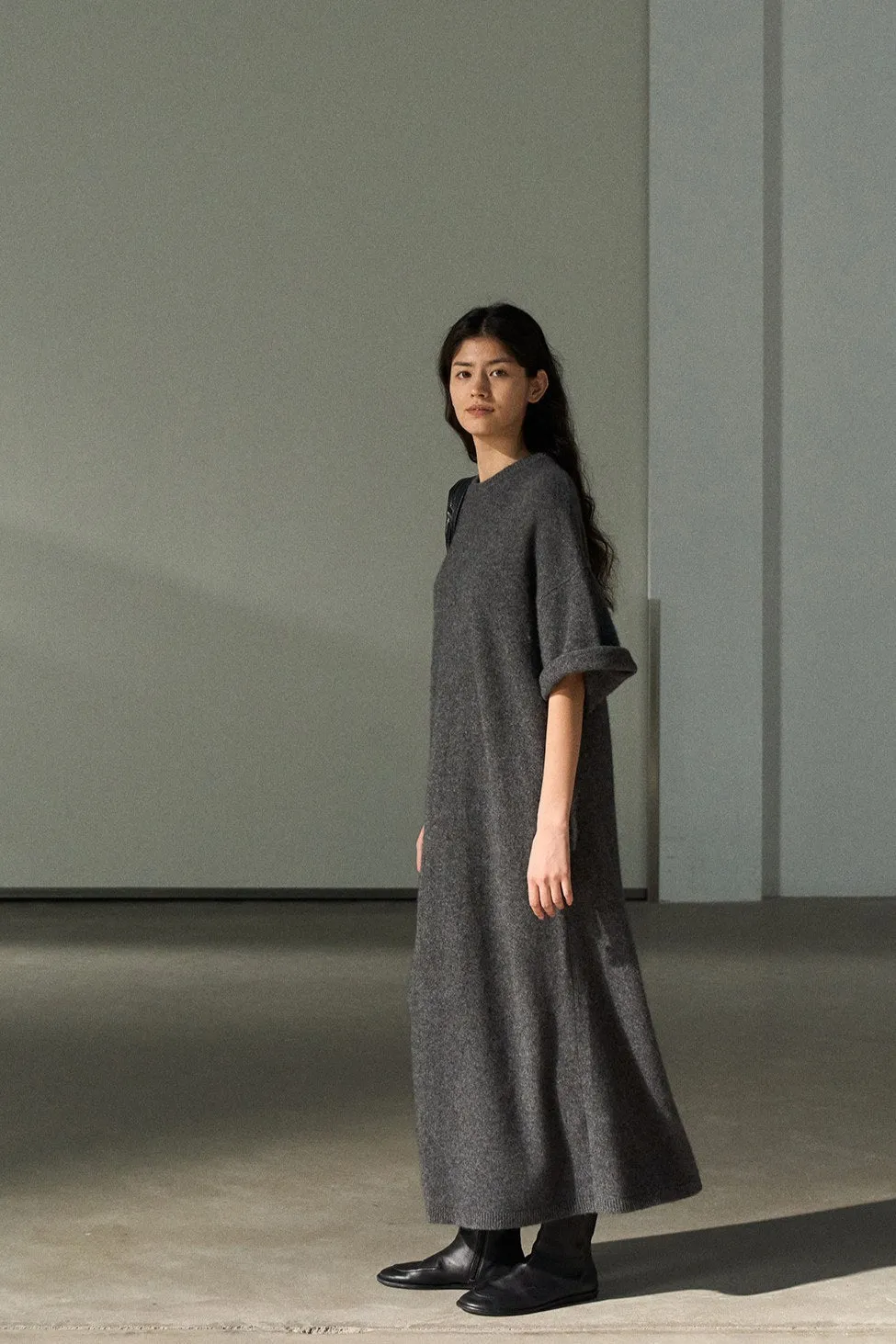 Ultra-relaxed oversized wool-yark dress | 4 color