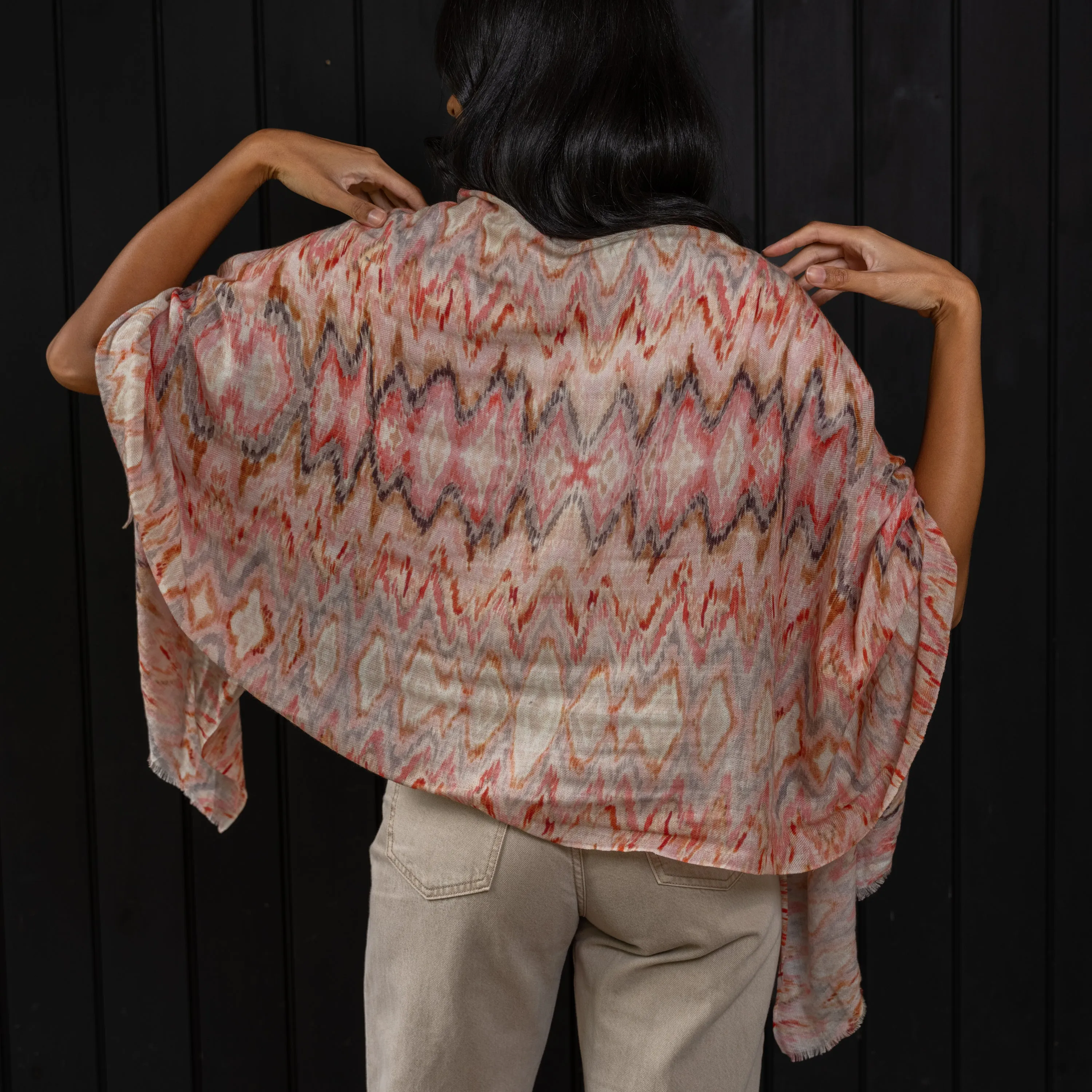 Wool Scarf- Flame in magenta
